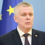 Jak Siemoniak „odwrócił kota ogonem”